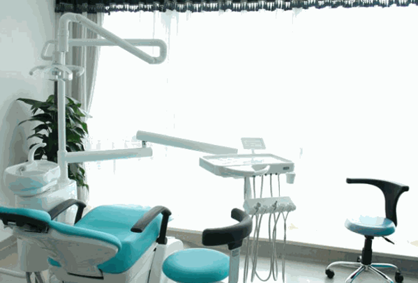 雅典口腔國(guó)際型牙科連鎖門診