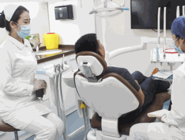 雅典口腔國(guó)際型牙科連鎖門診