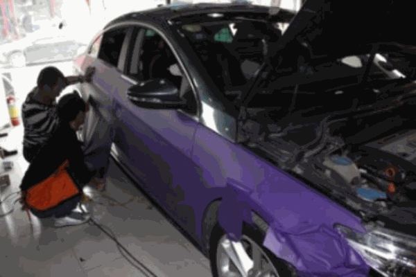 AAA炫彩車(chē)身膜術(shù)師