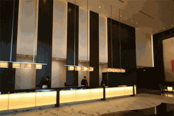 紅利來(lái)酒店