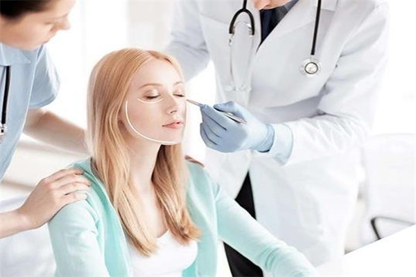 前醫(yī)科技醫(yī)療服務(wù)