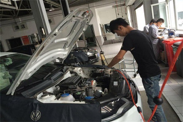 神彩汽車養(yǎng)護(hù)