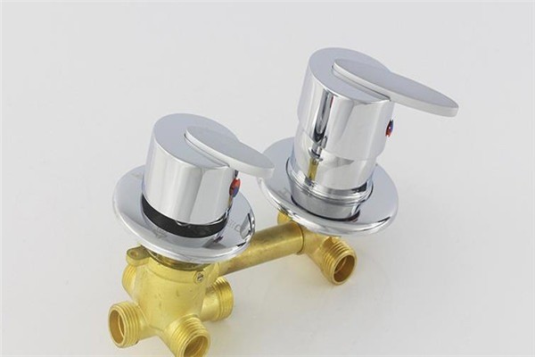 速爾電熱水龍頭