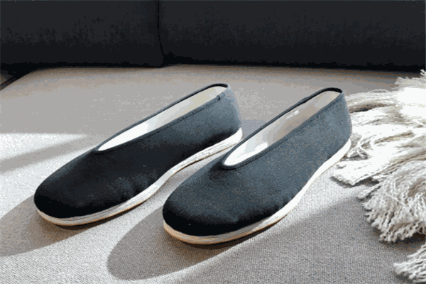 內(nèi)聯(lián)升老北京布鞋