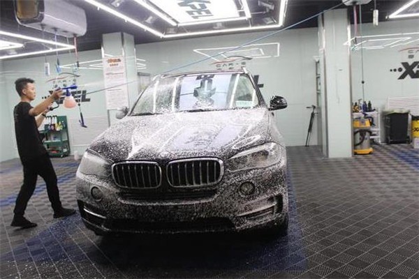 愛(ài)·車(chē)汽車(chē)服務(wù)