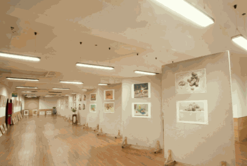 新原創(chuàng)畫室