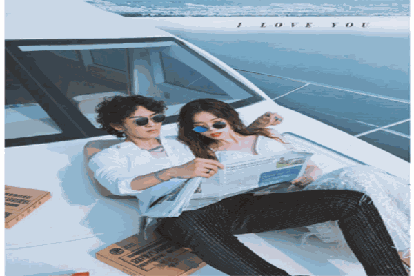 遠(yuǎn)潮婚紗攝影