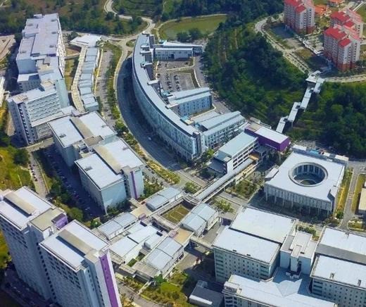 道格拉斯商學(xué)院