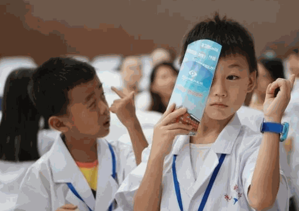 愛(ài)眼天使個(gè)人護(hù)理