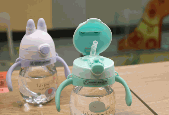 樂(lè)蓓嬰兒學(xué)飲杯