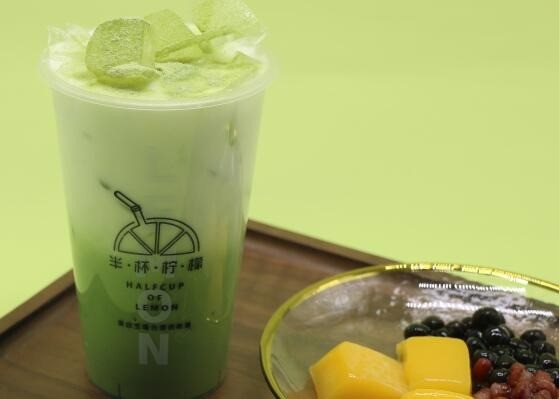 半杯檸檬奶茶店