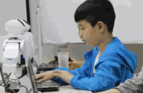 樂聚人形機器人