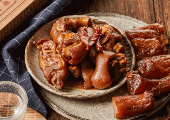 寶強(qiáng)鹵味研究所