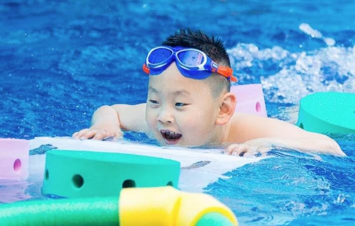 海帆嬰兒游泳館