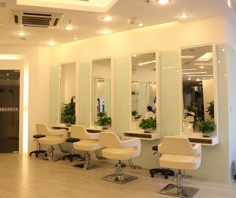 麗人美容美發(fā)