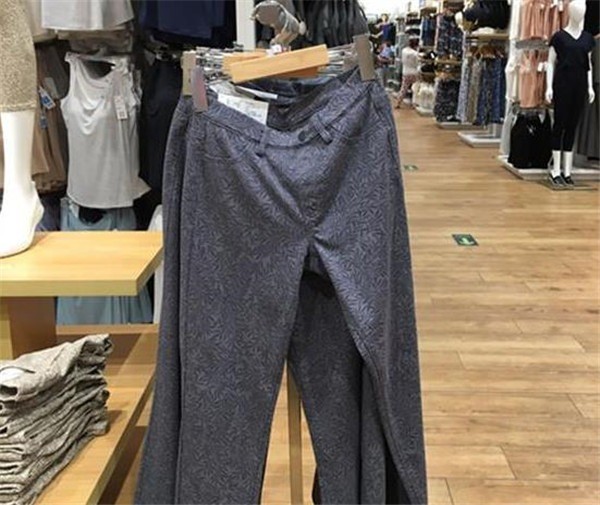 優(yōu)衣庫(kù)服飾