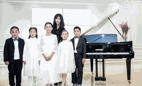 音卓鋼琴藝術(shù)中心