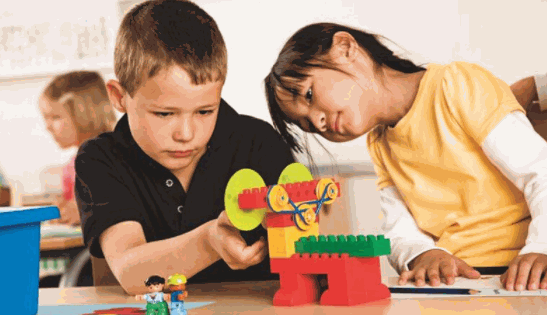 熊孩子機器人創(chuàng)客教育