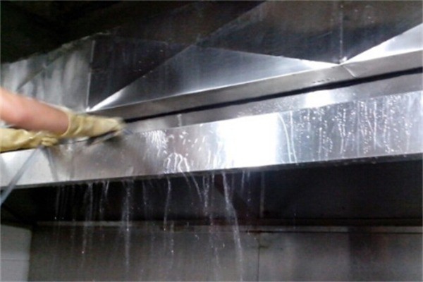 藍睿大型油煙機清洗