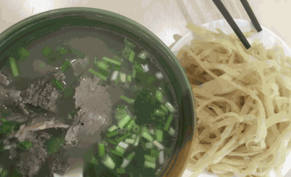 洛陽小碗牛肉湯