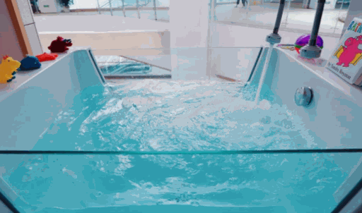 游學(xué)寶寶游泳館