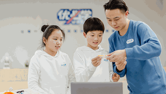 優(yōu)必學機器人