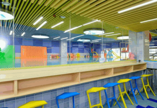 萌帆親子游泳館