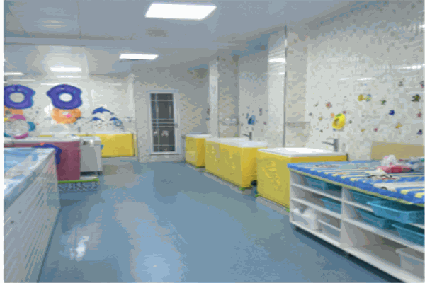 水娃娃嬰幼兒游泳館