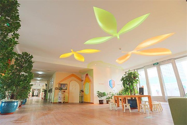 未來(lái)榮華幼兒園