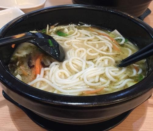 傣曉妹過橋米線