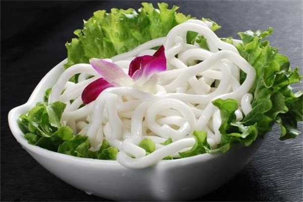 喵小撈酸菜魚米線