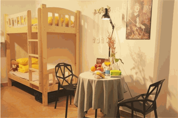 人藝美術(shù)培訓(xùn)學(xué)校