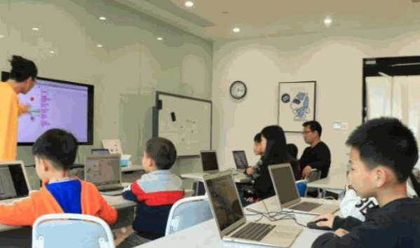 傲夢編程學(xué)校