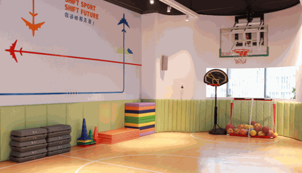 奇趣童年運動館