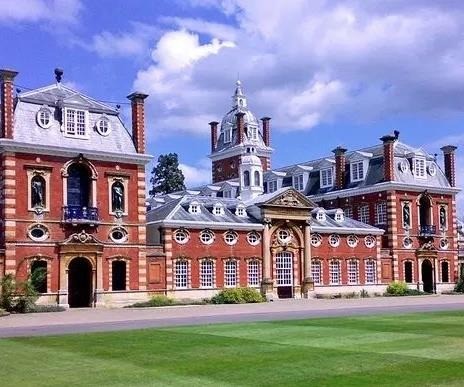 威靈頓國(guó)際英語