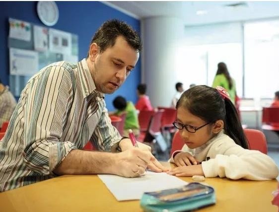 威靈頓國(guó)際英語