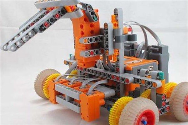 中鳴機(jī)器人