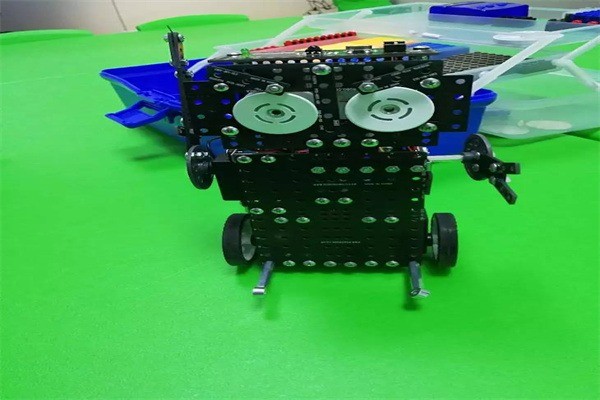 博樂(lè)機(jī)器人