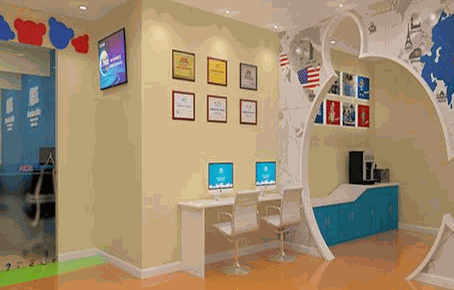 布朗泰倫少兒英語