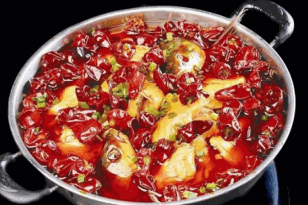 辛辣緣?mèng)~火鍋