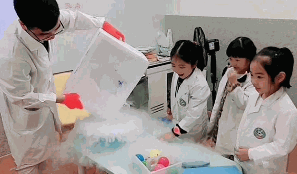 思夢迪steam兒童科學(xué)體驗館