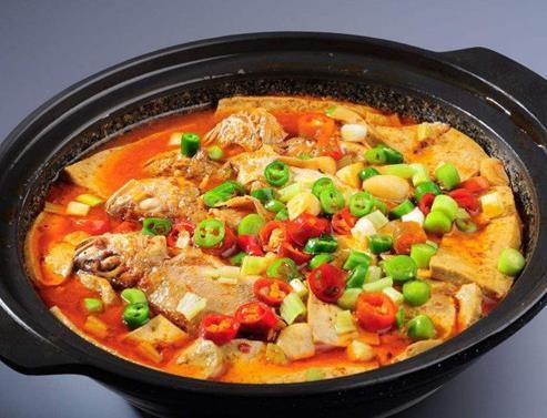 魚吉祥云南蒸汽石鍋魚