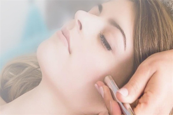 寶娜美容美體連鎖機(jī)構(gòu)