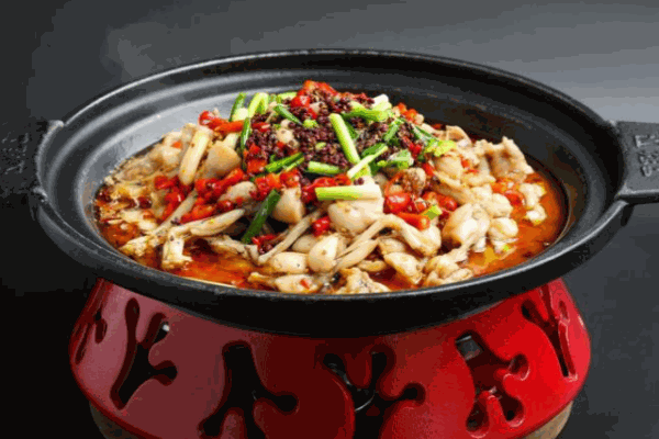 再回首泡椒牛蛙