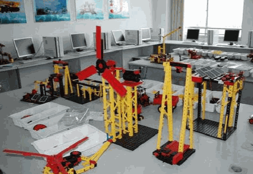 慧魚(yú)機(jī)器人