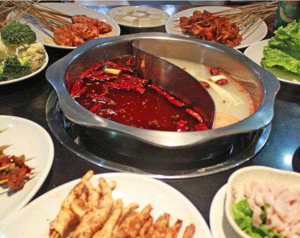 老成都廁所串串香