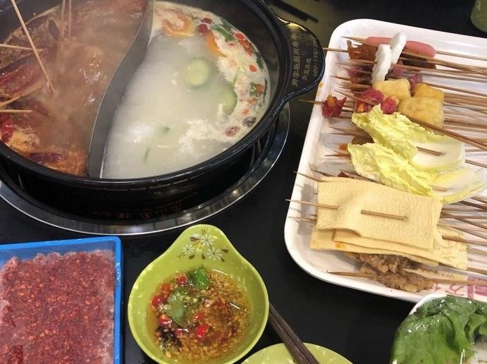 老成都廁所串串香