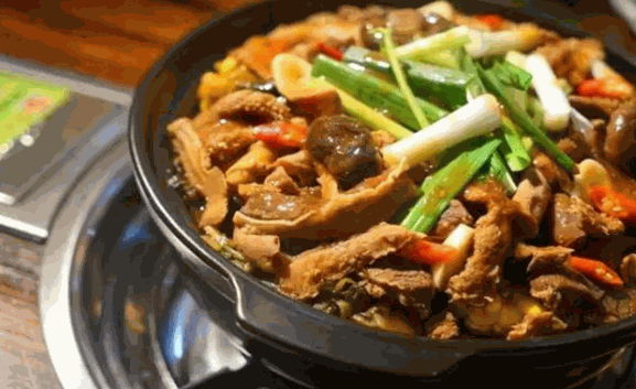 庭院小灶牛骨牛雜煲火鍋