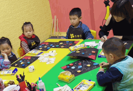 藝珈樂少兒美術(shù)