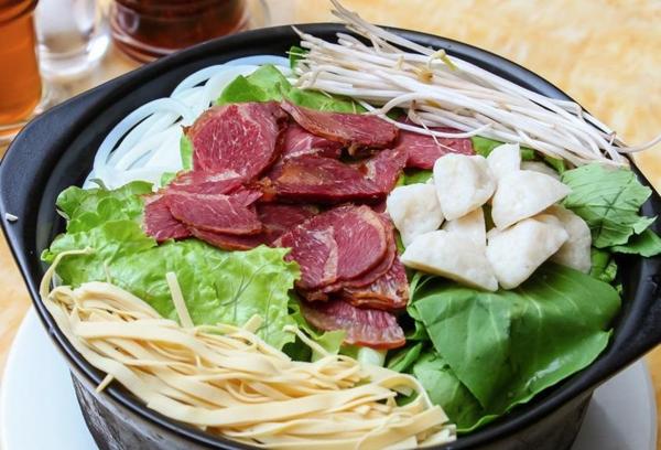 愛(ài)米客過(guò)橋米線